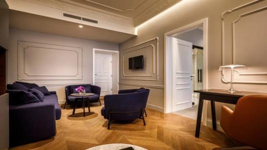 Ambasador - Liburnia - 74