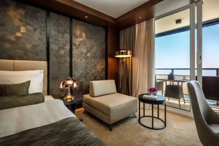 Ambasador - Liburnia - 35