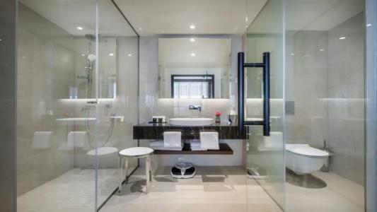 Ambasador - Liburnia - 70