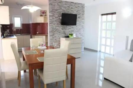Villa Rosa - 60