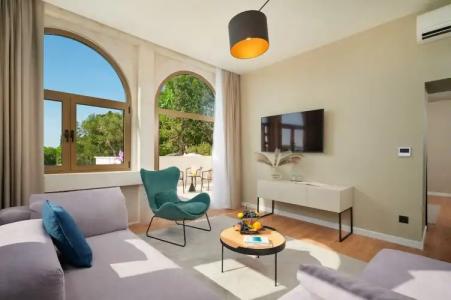 Moeesy, Blue & Green Oasis - new in June 2022 - 62