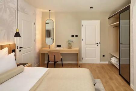 Moeesy, Blue & Green Oasis - new in June 2022 - 67