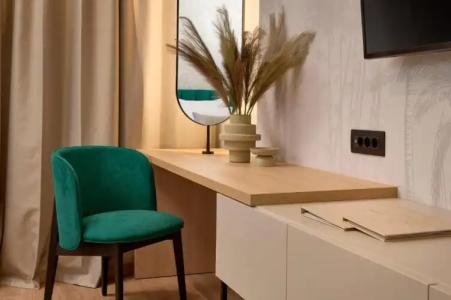 Moeesy, Blue & Green Oasis - new in June 2022 - 45