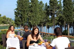 Bluesun Hotel Amor, Супетар