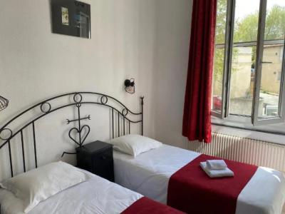 Hostellerie De La Source - 33