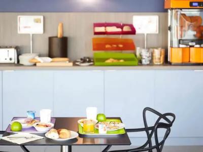 Ibis Styles Arles Palais des Congrès - 6