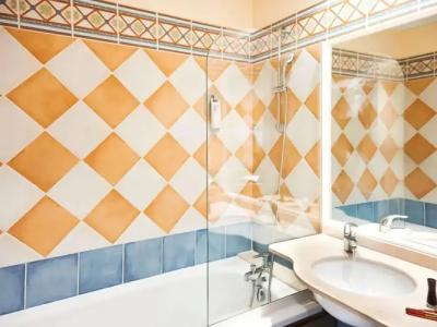 Ibis Styles Arles Palais des Congrès - 31