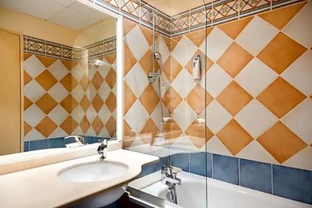 Ibis Styles Arles Palais des Congrès - 50