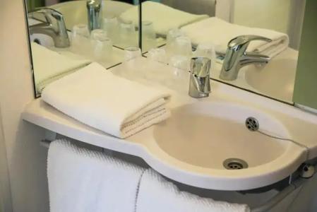 ibis budget Bayeux - 9