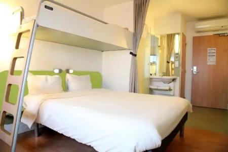 ibis budget Bayeux - 38