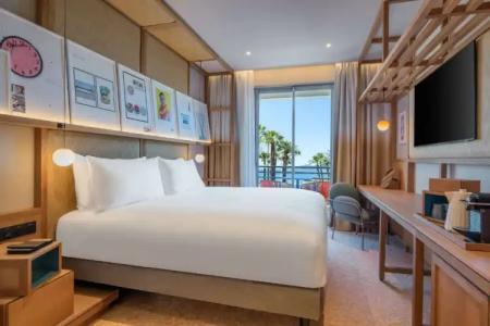 Radisson Blu 1835, Cannes - 66