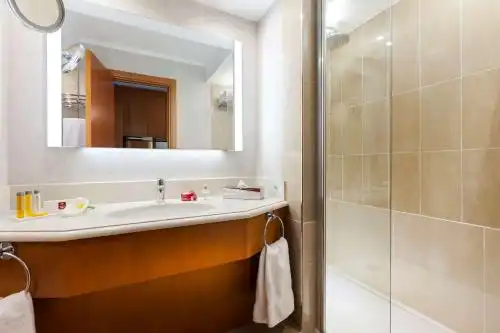 Clarion Suites Cannes Croisette - 18