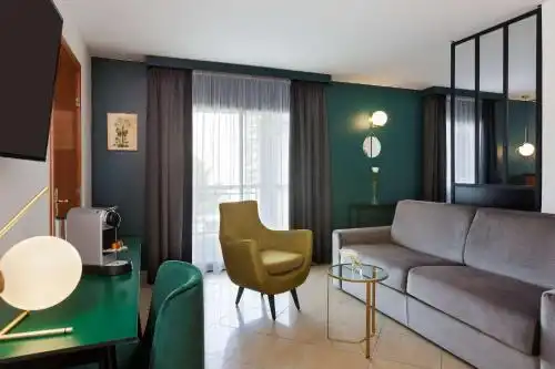 Clarion Suites Cannes Croisette - 12
