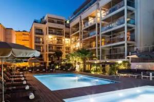 Отель «Clarion Suites Cannes Croisette», Канны