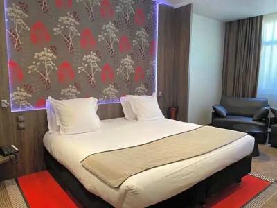 Best Western Premier Le Patio des Artistes Wellness Jacuzzi - 155