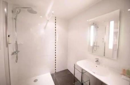 Best Western Premier Le Patio des Artistes Wellness Jacuzzi - 175