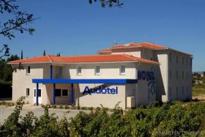Отель «Audotel», Каркассон