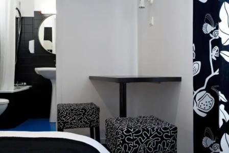 Hôtel De L'octroi - 127