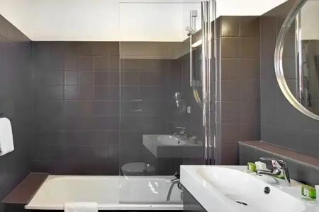 Hôtel De L'octroi - 108