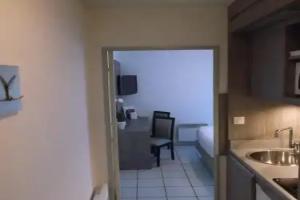 Отель «Séjours & Affaires Clermont Ferrand Park République», Клермон-Ферран