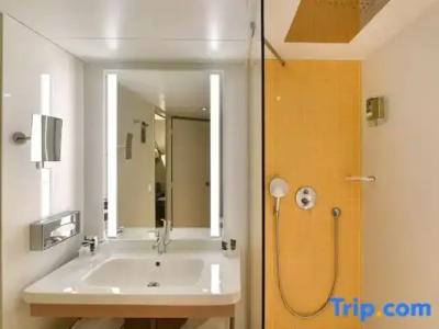 Mercure Le Havre Centre Bassin Du Commerce - 60