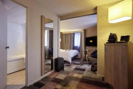 Mercure Le Havre Centre Bassin Du Commerce - 35