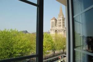 The Originals City, Hôtel Cathédrale, Lisieux (Inter-Hotel), Лизьё