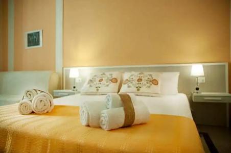 *1*7*4* Via Roma - 54