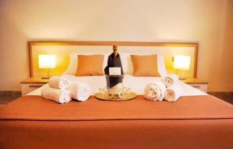 *1*7*4* Via Roma - 72