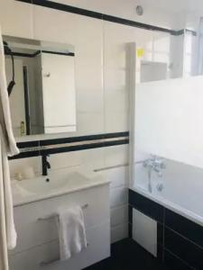 Kyriad Direct Rouen Centre Gare - 7