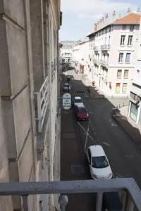 Hôtel de Lyon - 17