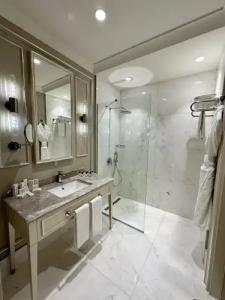 T-city Presidential - 89