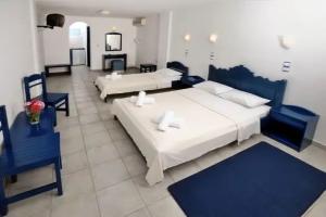 Lagada Beach Hotel, Адамас