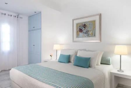 Santorini Kastelli Resort - 28