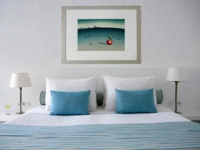 Santorini Kastelli Resort - 3