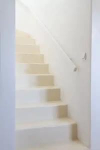 Sea Sound White Katikies - 99