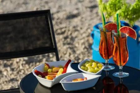 Sea Sound White Katikies - 9