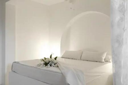 Sea Sound White Katikies - 87