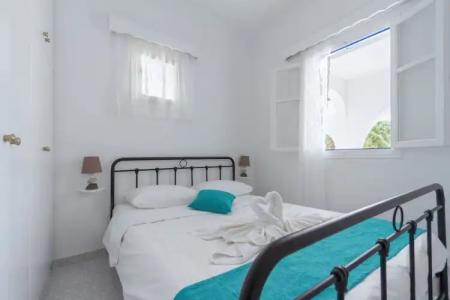 Sea Sound White Katikies - 102