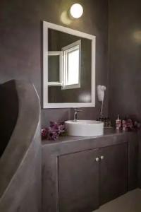 Sea Sound White Katikies - 62