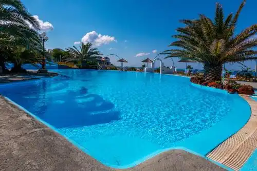 Caldera View Resort - 0