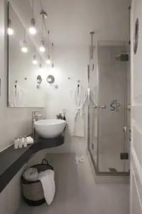 Santorini Princess Spa - 81