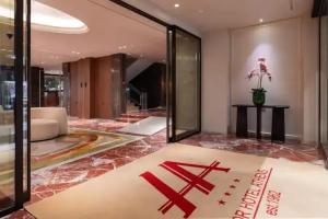 Astor Hotel, Афины