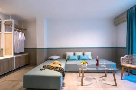 Solimar Turquoise - Adults Only - 48