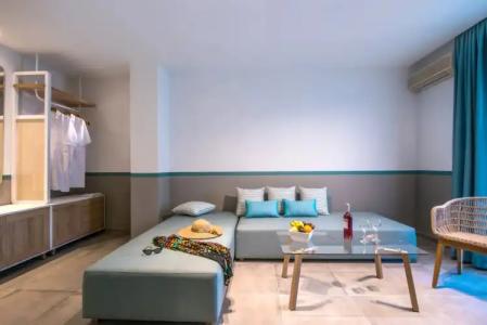 Solimar Turquoise - Adults Only - 3