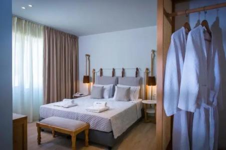 Solimar Turquoise - Adults Only - 26