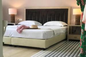 Vranas Ambiance Hotel, Ханья