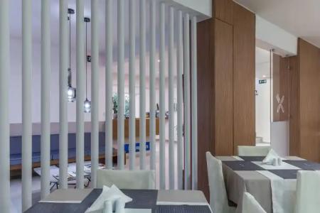 Sea View & Apartment - 28