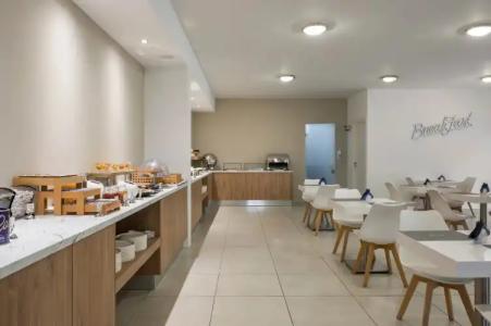 Sea View & Apartment - 42