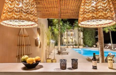 Sea View & Apartment - 24